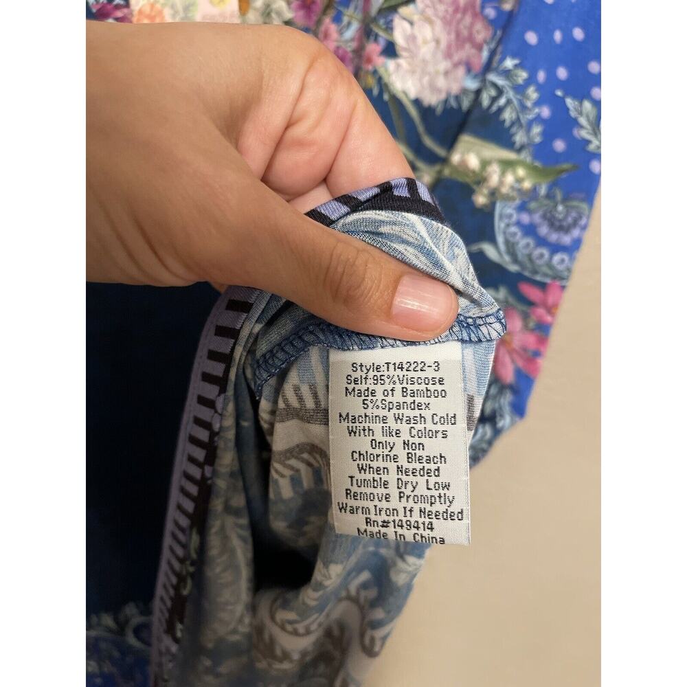 Johnny Was Revive Floral Tee size Large - Picture 11 of 12